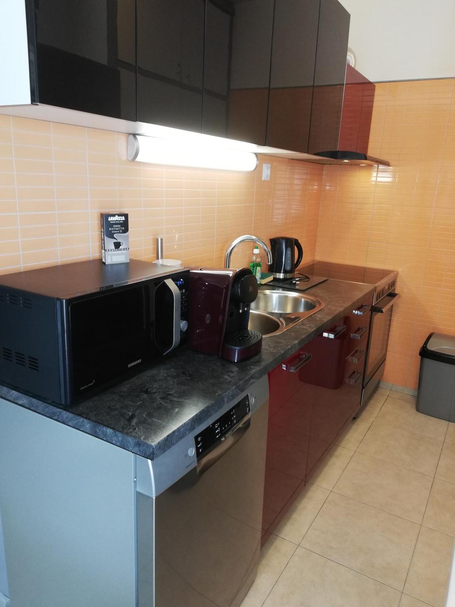 Alnea Apartment Split Bilik gambar